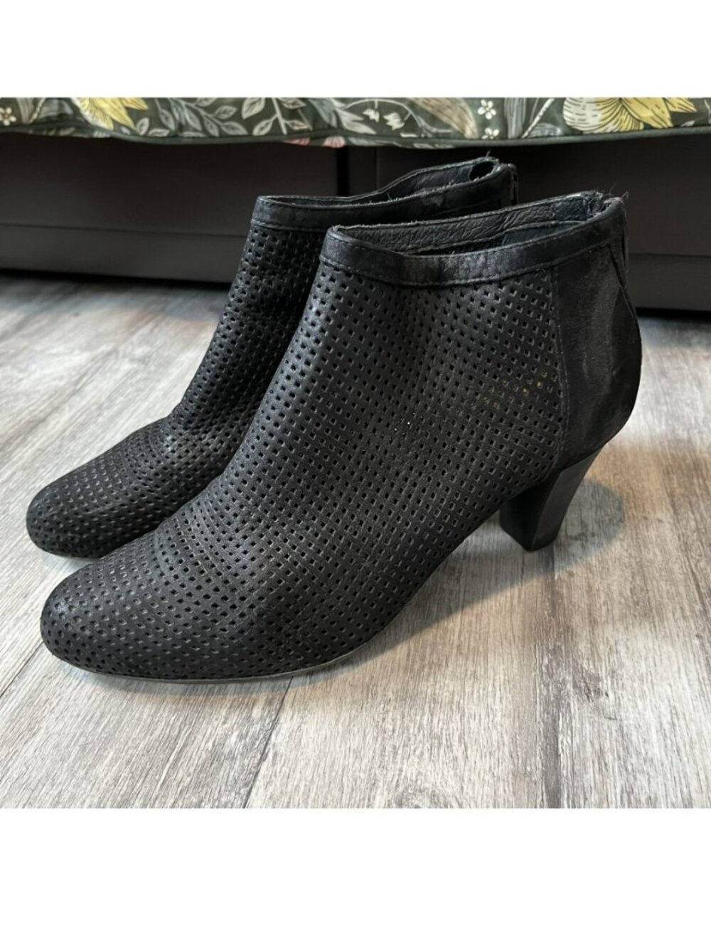 Camper Diana Ankle Boot Booties, Perf Leather, Black, EU 36 / US 5.5-6